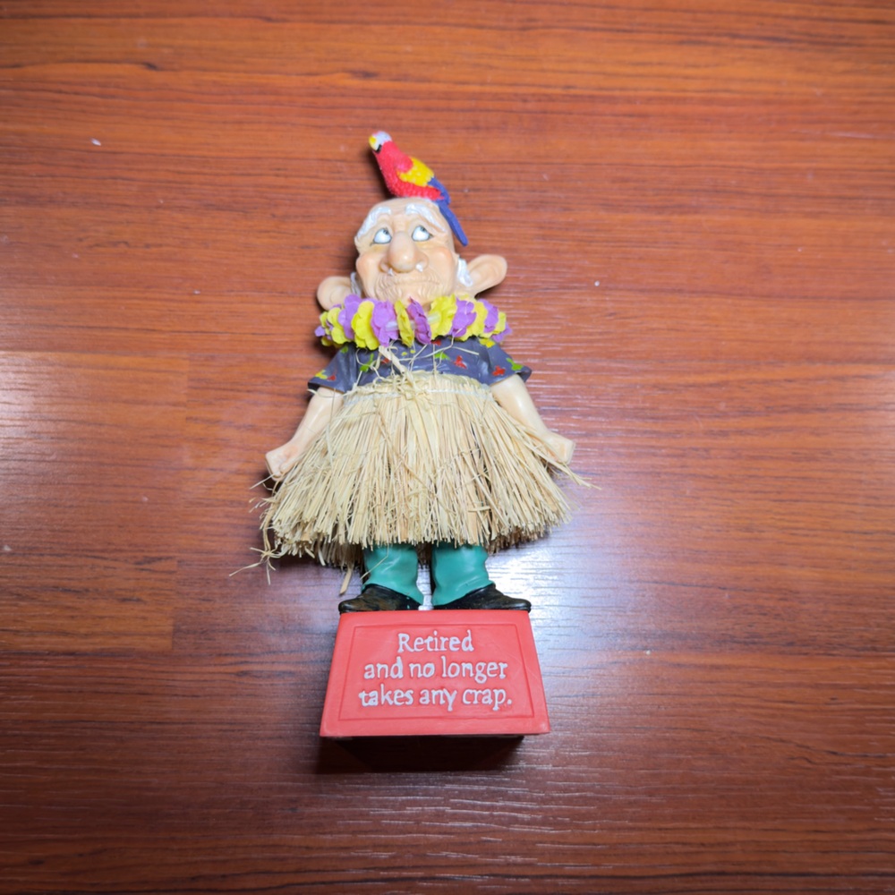 Vintage Coots Westland Giftware 2006 Hula Retired Senior Figurine Bobblehead.